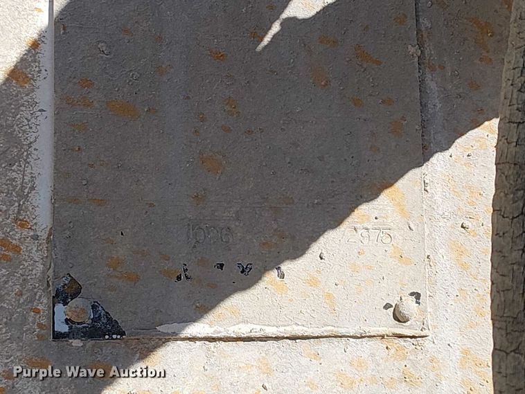 image for item FB4508 1998 Ford LT8500 concrete agitator truck 