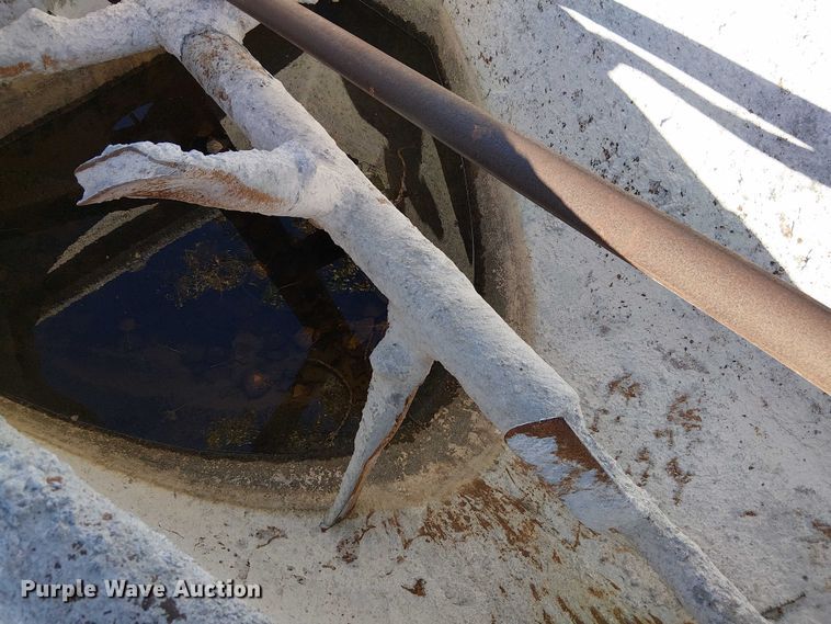 image for item FB4508 1998 Ford LT8500 concrete agitator truck 