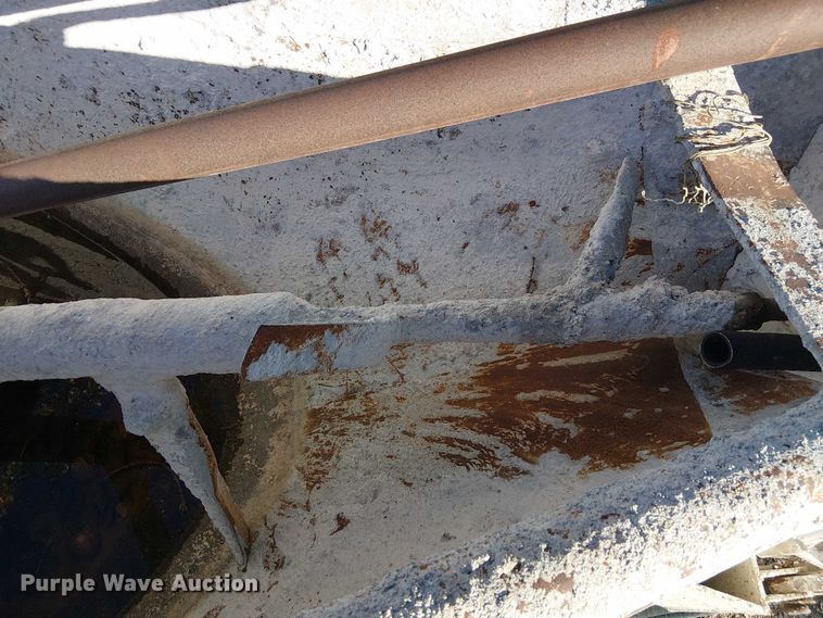 image for item FB4508 1998 Ford LT8500 concrete agitator truck 