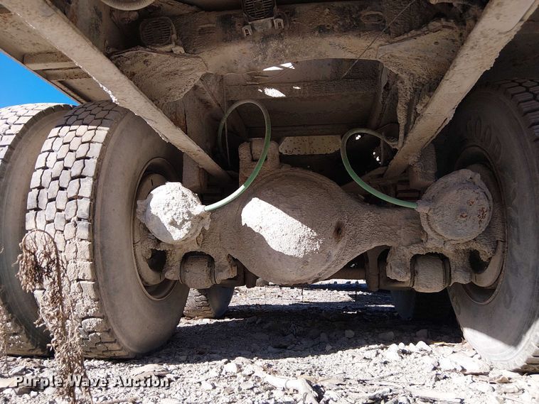 image for item FB4508 1998 Ford LT8500 concrete agitator truck 