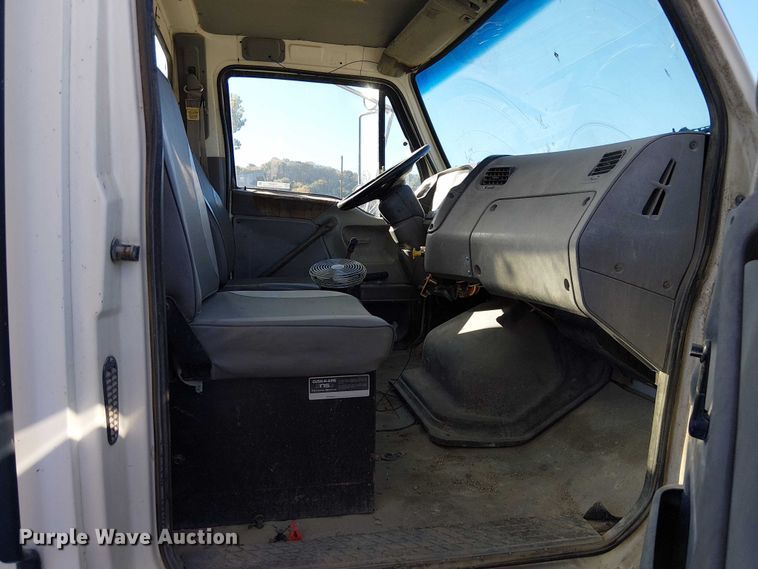 image for item FB4508 1998 Ford LT8500 concrete agitator truck 