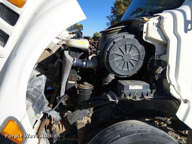 image for item FB4508 1998 Ford LT8500 concrete agitator truck 