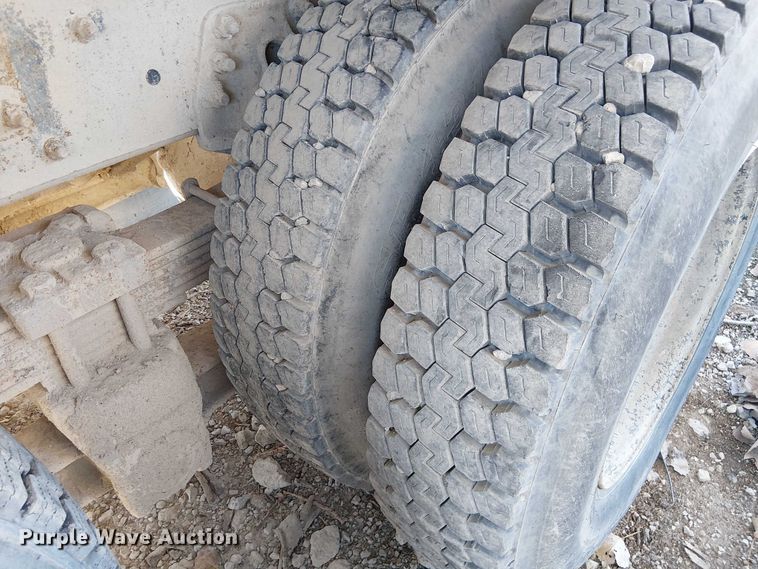 image for item FB4508 1998 Ford LT8500 concrete agitator truck 