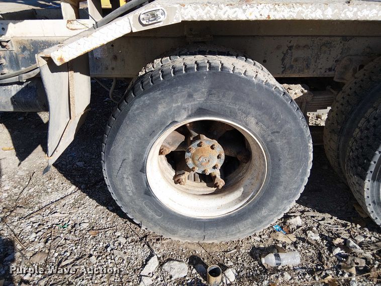 image for item FB4508 1998 Ford LT8500 concrete agitator truck 