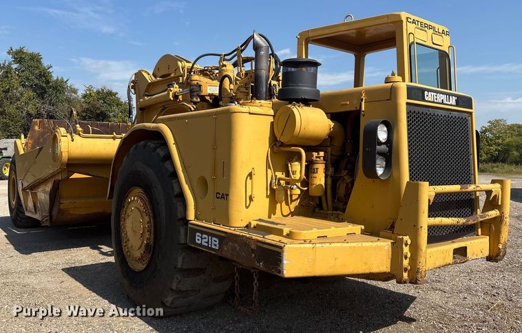 image for item FI0007 1976 Caterpillar 621B conventional scraper 