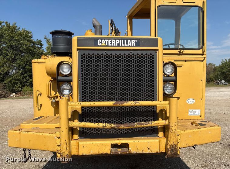 image for item FI0007 1976 Caterpillar 621B conventional scraper 