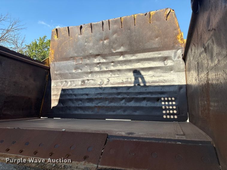 image for item FI0007 1976 Caterpillar 621B conventional scraper 