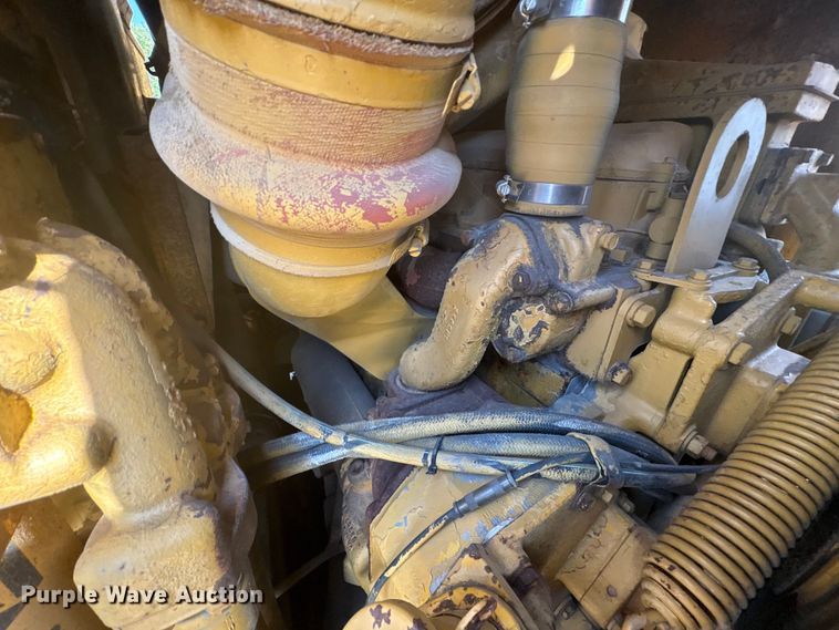 image for item FI0007 1976 Caterpillar 621B conventional scraper 