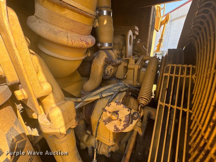 image for item FI0007 1976 Caterpillar 621B conventional scraper 