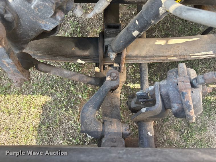 image for item FI0008 1993 Peterbilt 379 dump truck