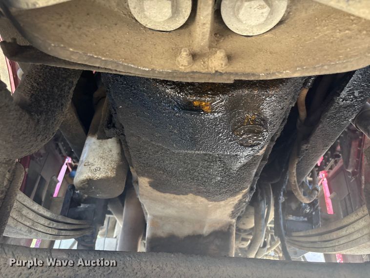 image for item FI0008 1993 Peterbilt 379 dump truck