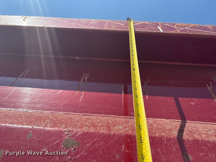 image for item FI0008 1993 Peterbilt 379 dump truck