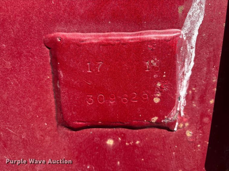 image for item FI0008 1993 Peterbilt 379 dump truck