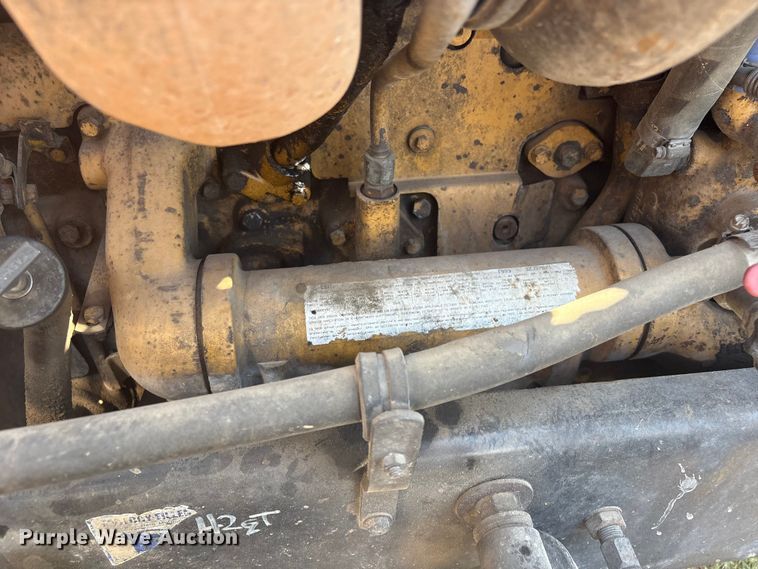 image for item FI0008 1993 Peterbilt 379 dump truck