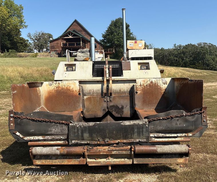 image for item FI0010 1996 Cedarapids CR361 paver