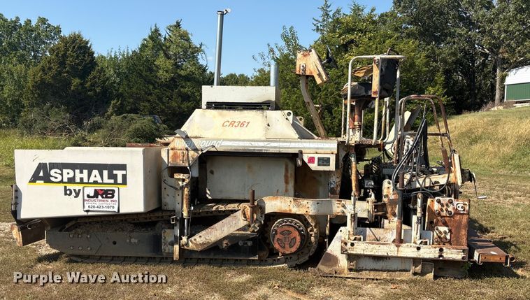 image for item FI0010 1996 Cedarapids CR361 paver