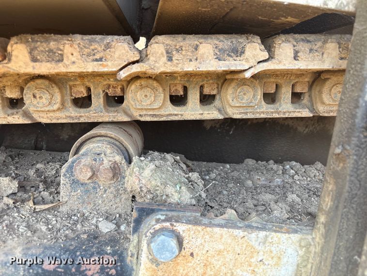 image for item FI0010 1996 Cedarapids CR361 paver