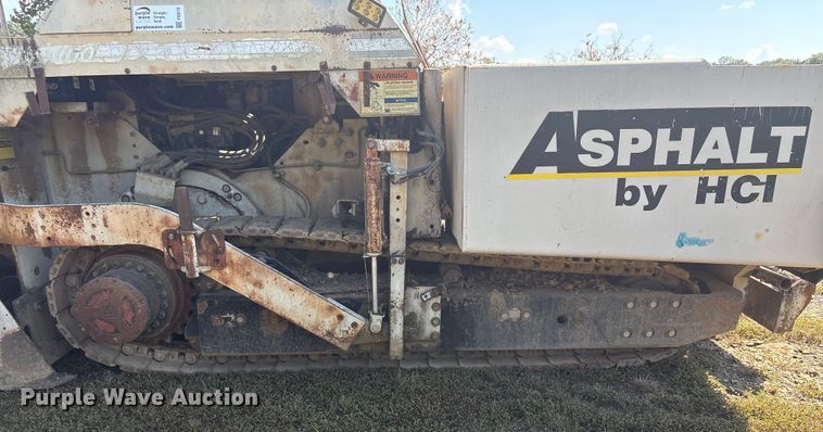 image for item FI0010 1996 Cedarapids CR361 paver