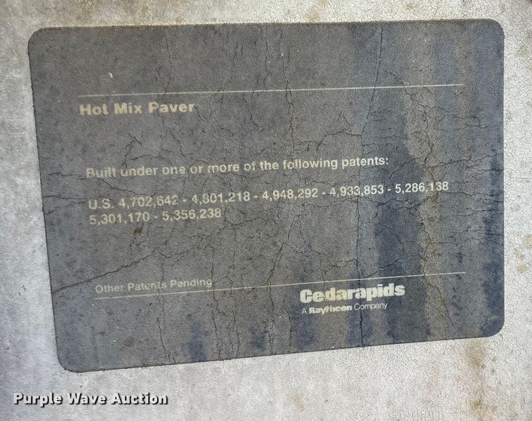 image for item FI0010 1996 Cedarapids CR361 paver