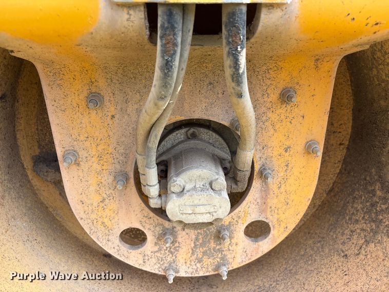 image for item FI0011 1999 Dynapac CC102 double drum vibratory roller