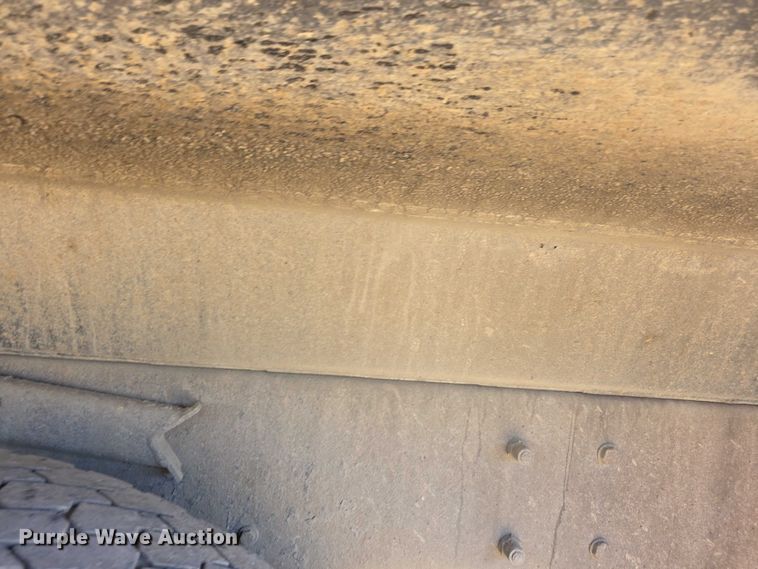 image for item FI0603 2005 Kenworth T800 dump truck