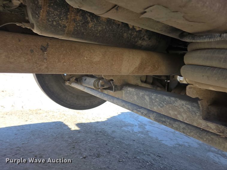 image for item FI0603 2005 Kenworth T800 dump truck