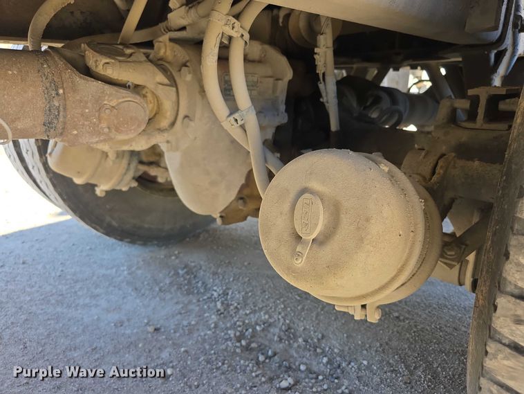 image for item FI0603 2005 Kenworth T800 dump truck