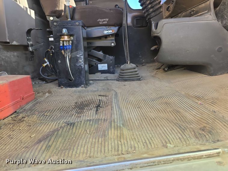 image for item FI0603 2005 Kenworth T800 dump truck