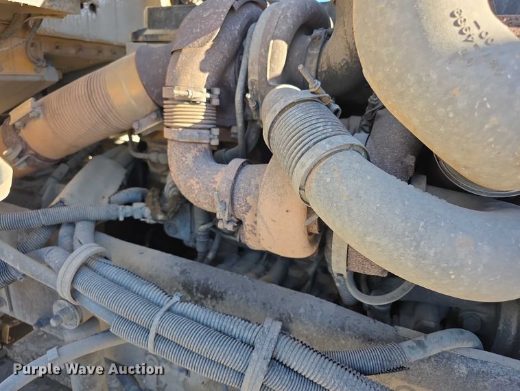 image for item FI0603 2005 Kenworth T800 dump truck