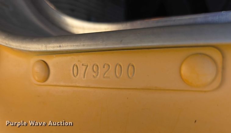 image for item FI0603 2005 Kenworth T800 dump truck