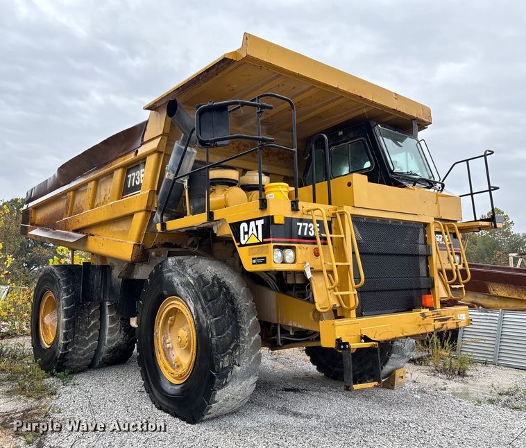 image for item FI1505 2005 Caterpillar 773E haul truck