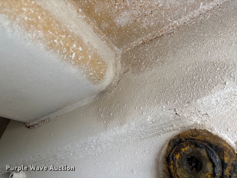 image for item FI1505 2005 Caterpillar 773E haul truck