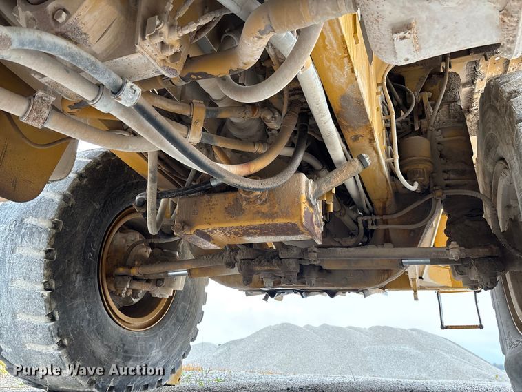 image for item FI1505 2005 Caterpillar 773E haul truck