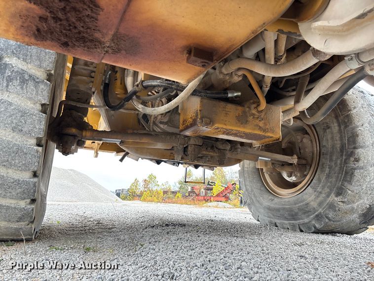 image for item FI1505 2005 Caterpillar 773E haul truck