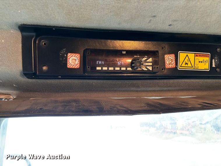 image for item FI1505 2005 Caterpillar 773E haul truck