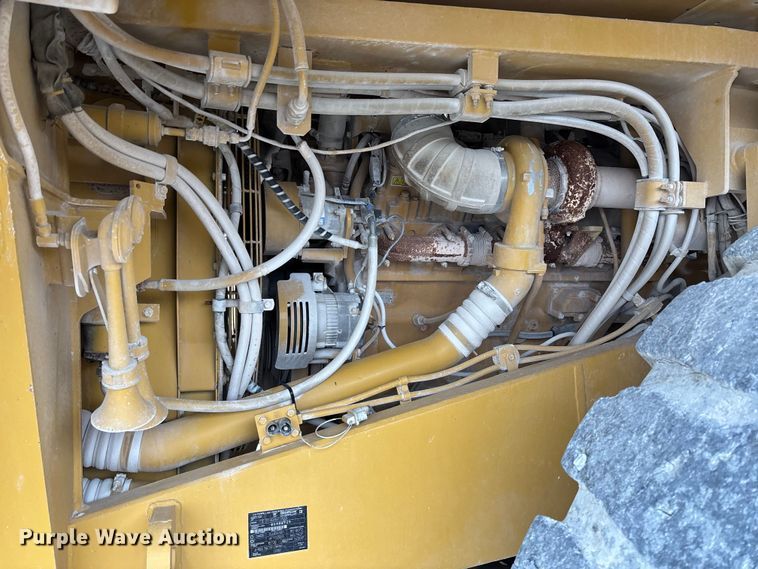 image for item FI1505 2005 Caterpillar 773E haul truck