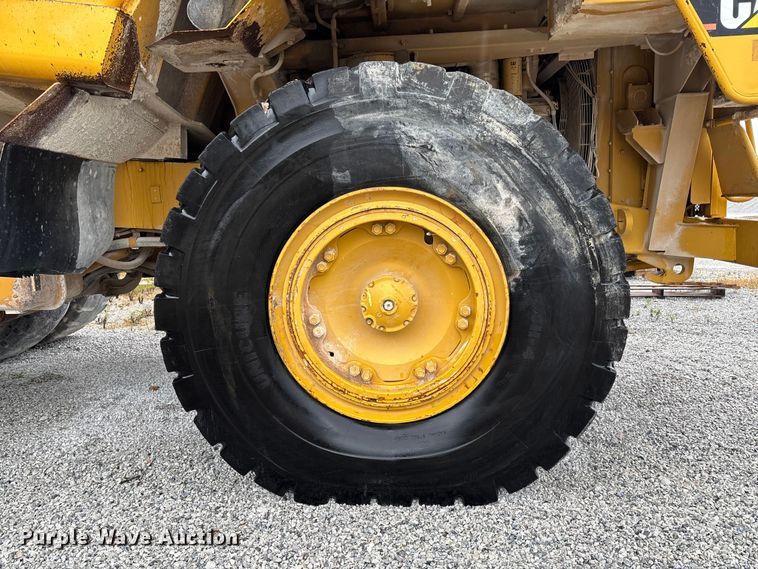 image for item FI1505 2005 Caterpillar 773E haul truck