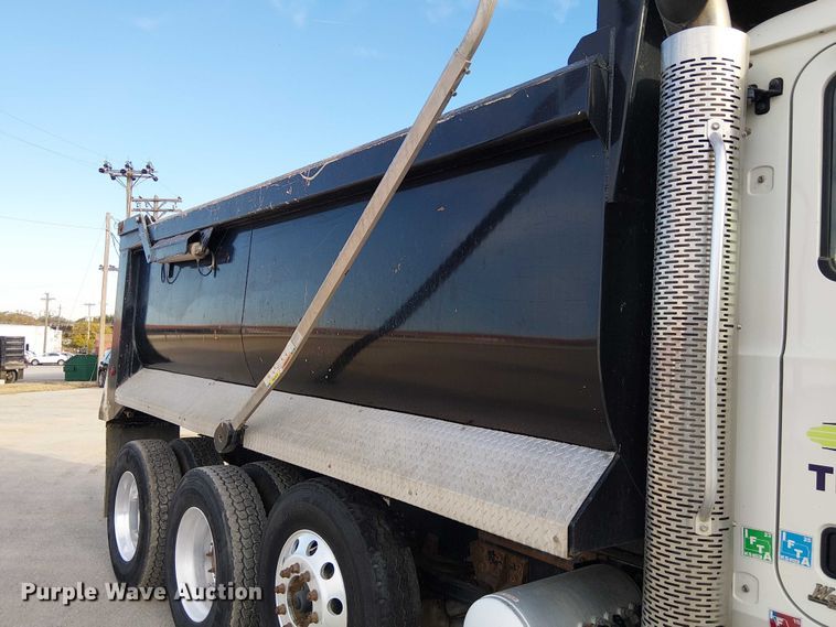 image for item FK0506 2014 Mack GU713 dump truck