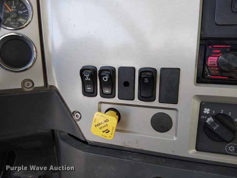 image for item FK0506 2014 Mack GU713 dump truck