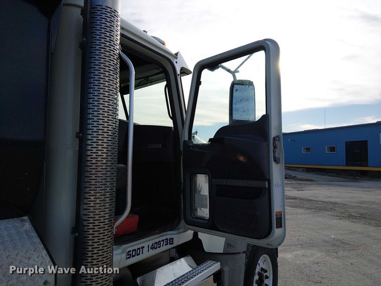 image for item FK0506 2014 Mack GU713 dump truck