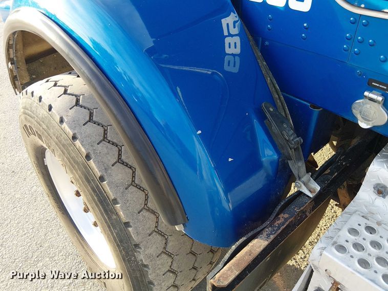 image for item FK0507 2005 Kenworth T800 dump truck