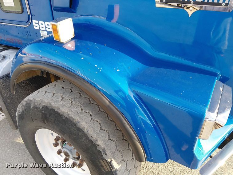 image for item FK0507 2005 Kenworth T800 dump truck