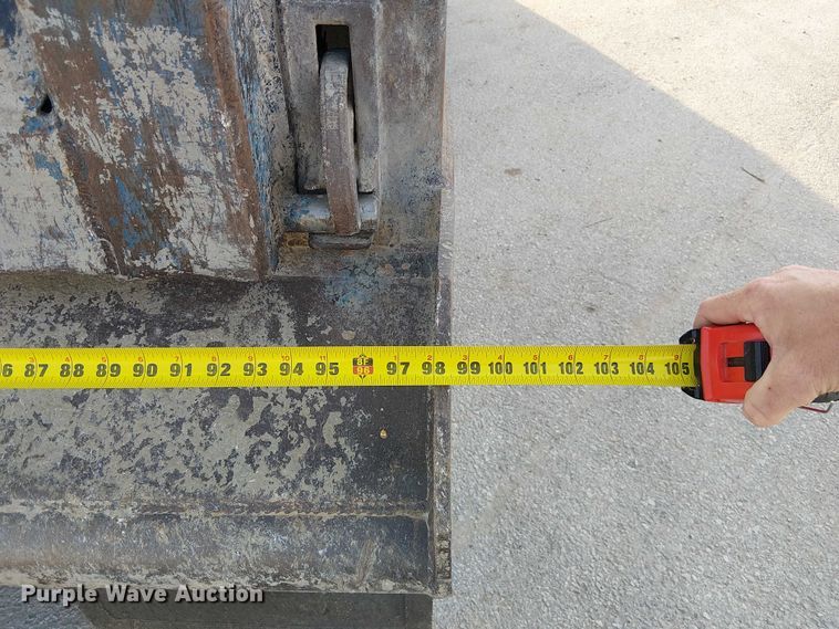 image for item FK0507 2005 Kenworth T800 dump truck