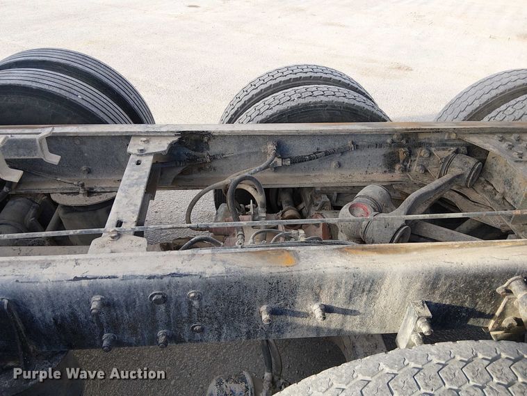 image for item FK0507 2005 Kenworth T800 dump truck