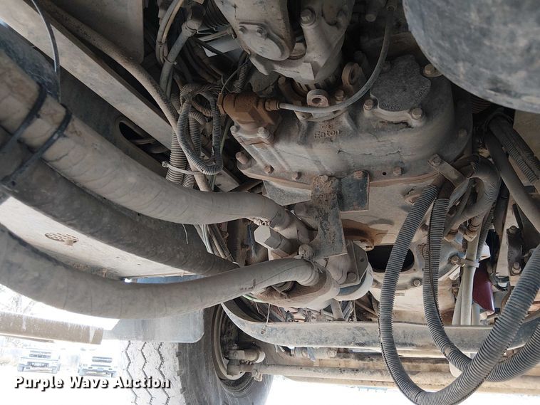 image for item FK0507 2005 Kenworth T800 dump truck