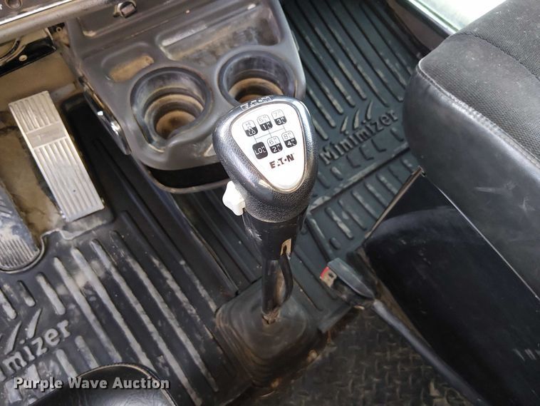 image for item FK0507 2005 Kenworth T800 dump truck