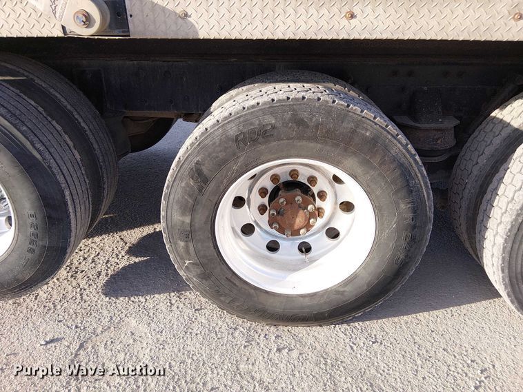 image for item FK0507 2005 Kenworth T800 dump truck