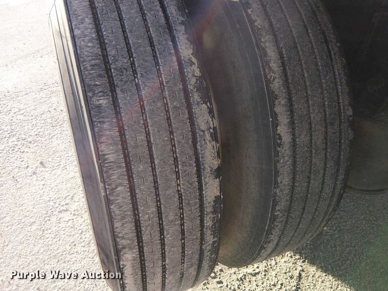 image for item FK0507 2005 Kenworth T800 dump truck