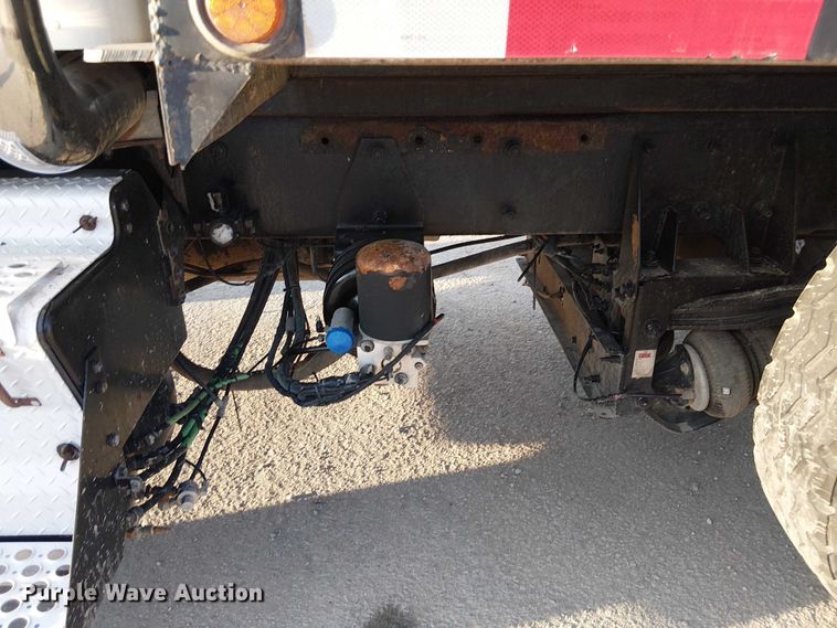 image for item FK0508 2006 Kenworth T800 dump truck