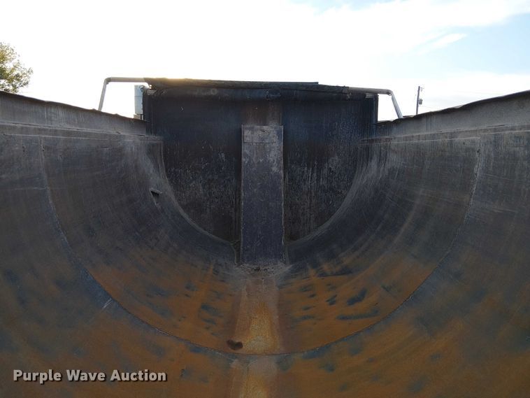 image for item FK0508 2006 Kenworth T800 dump truck